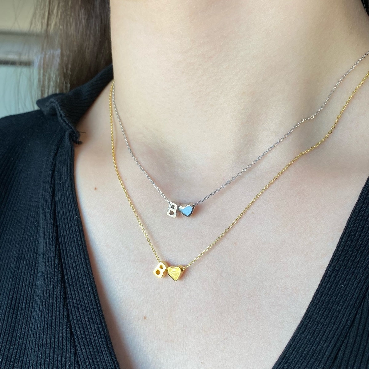 Cadena baño de Oro 18K con dije corazón y letra B