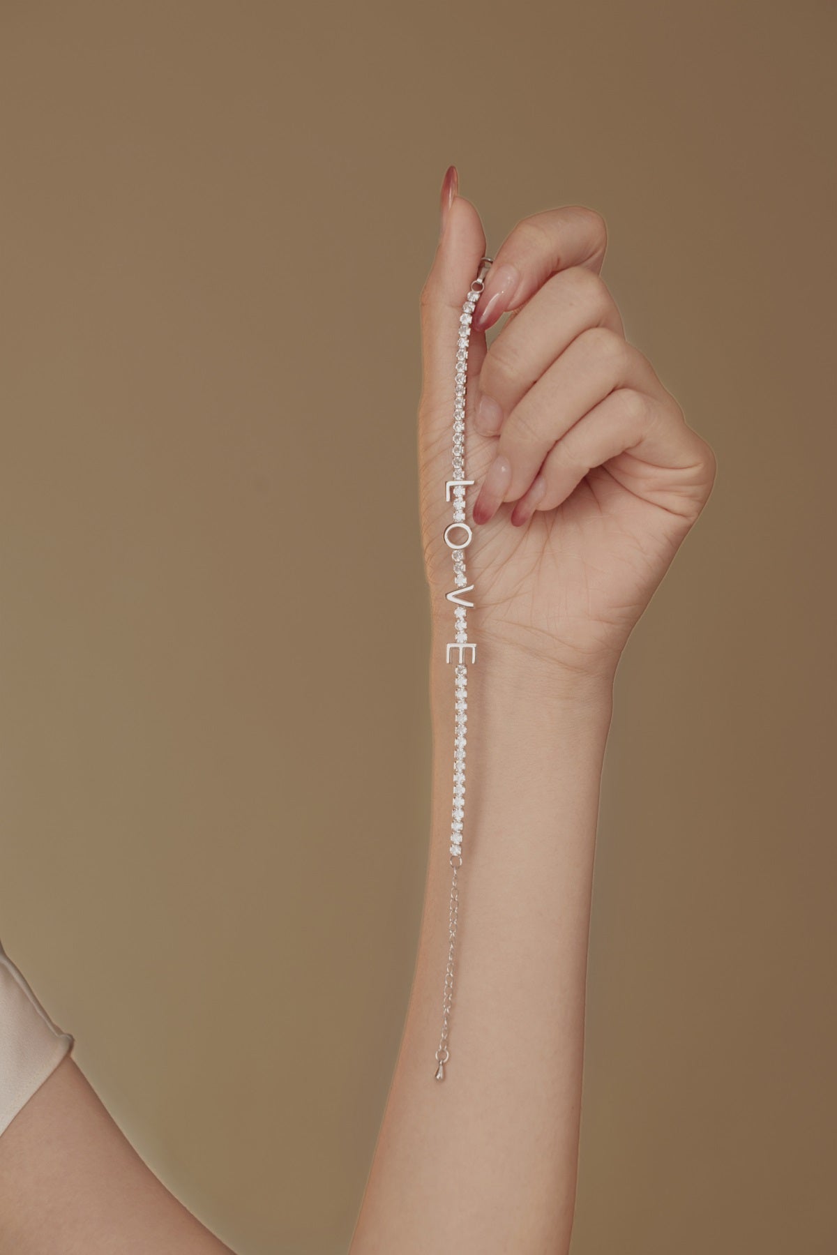 Pulsera LOVE plata -zirconias blancas